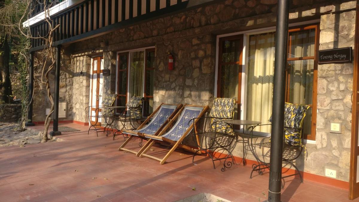 Suitetrails - Neemrana's Glasshouse on the Ganges