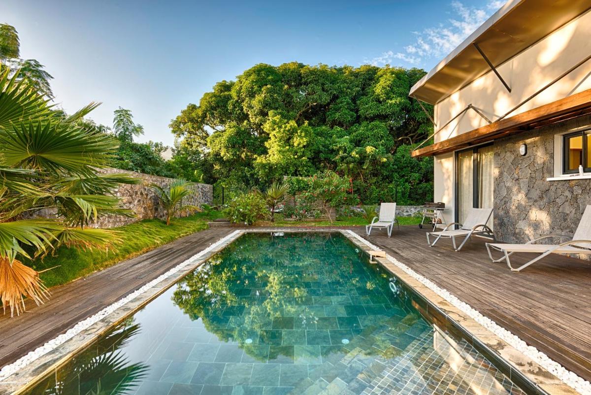Villa Isis à L Entre-Deux avec piscine pour 7 personnes - Housity
