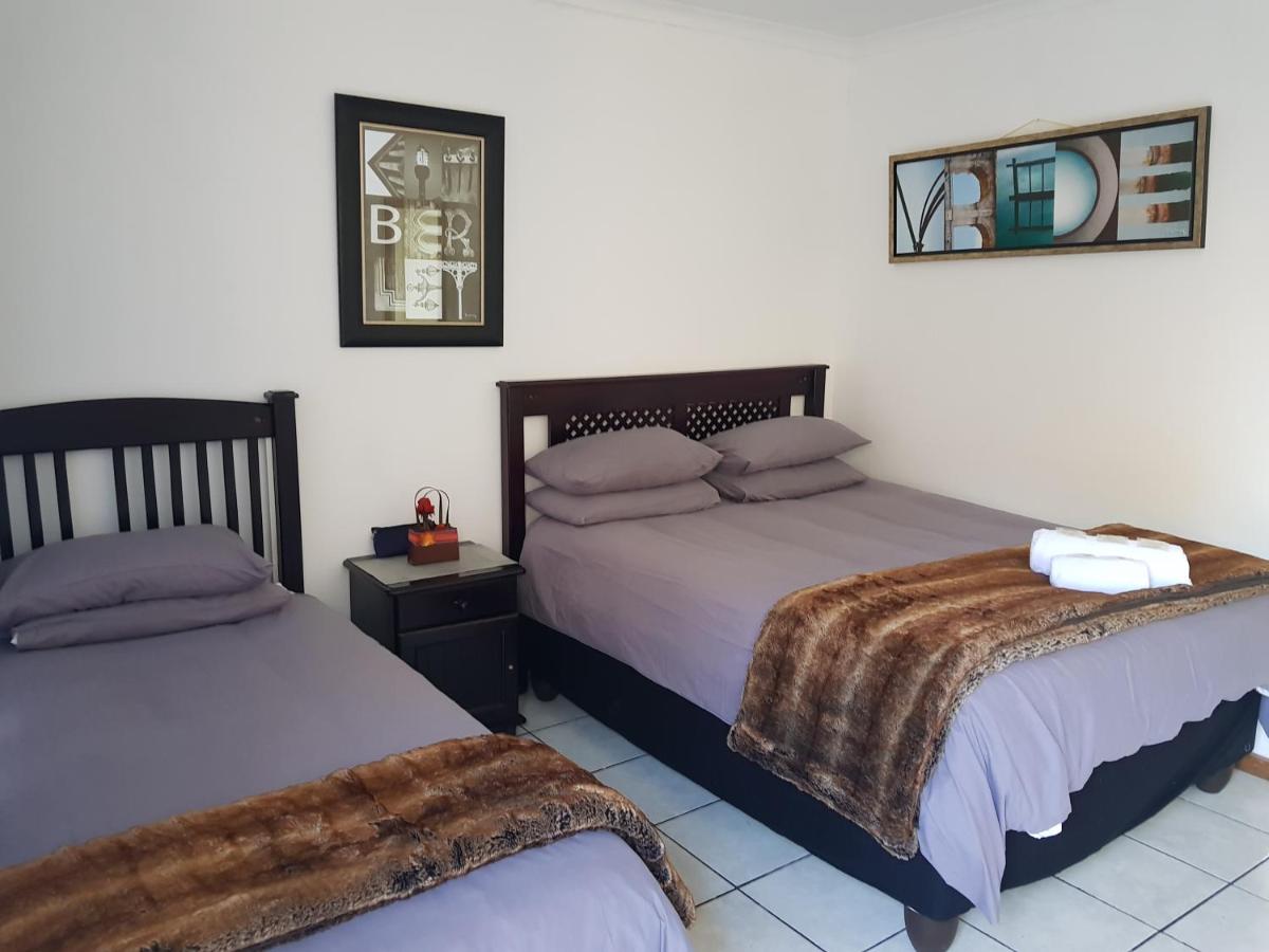 Kgosi Lodge - Housity