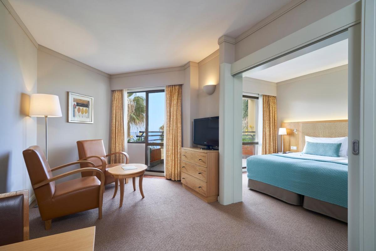 Uma cama ou camas num quarto em Suite Hotel Eden Mar - PortoBay