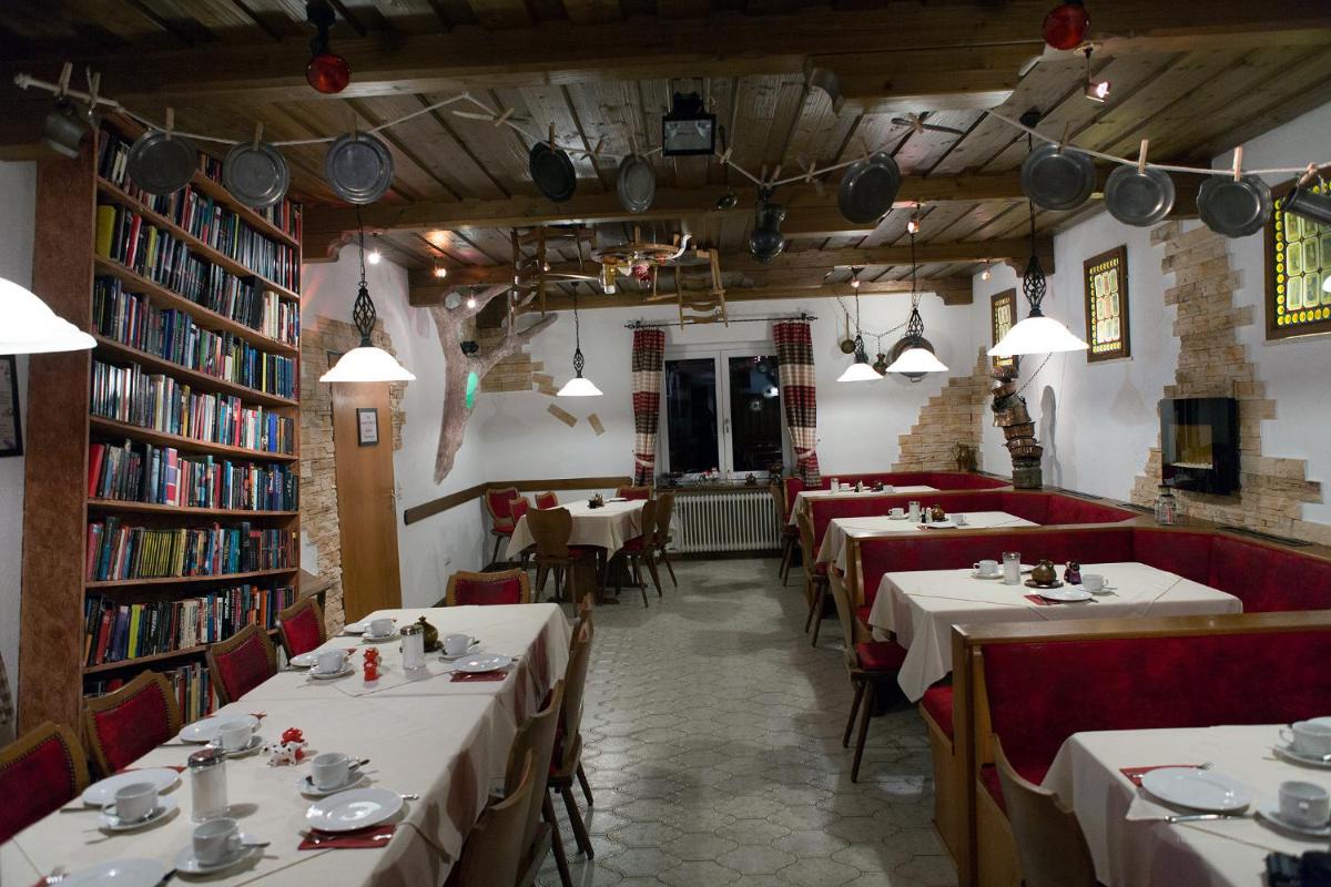 Hotel zum Zauberkabinett - Housity