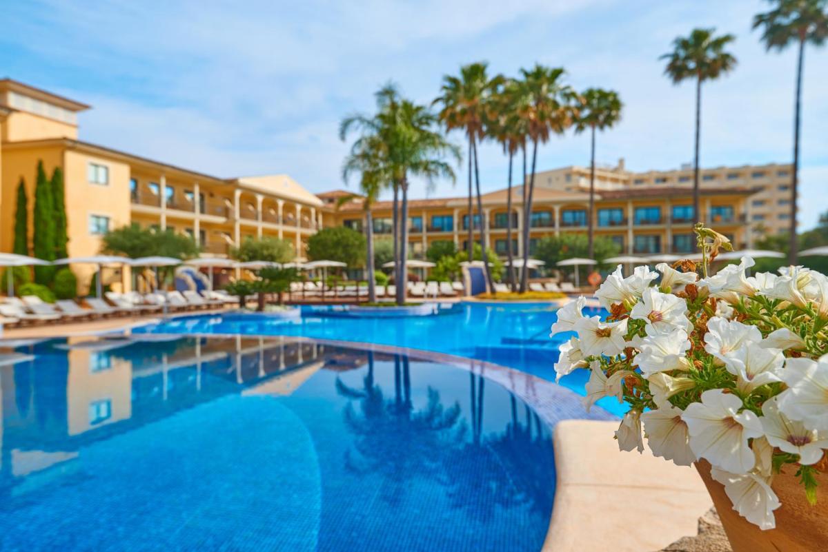 Piscina en o cerca de CM Mallorca Palace - Only Adults