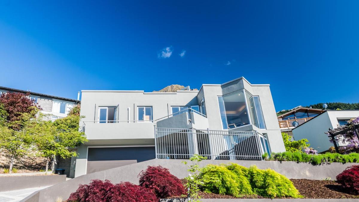 Infinity Collection-Queenstown Luxury House - Housity