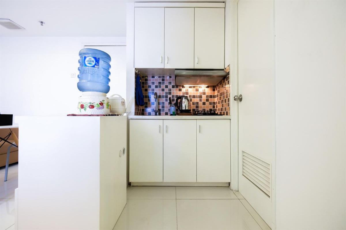 1BR The Wave Kuningan Apartment near Kota Kasablanka By Travelio - Housity
