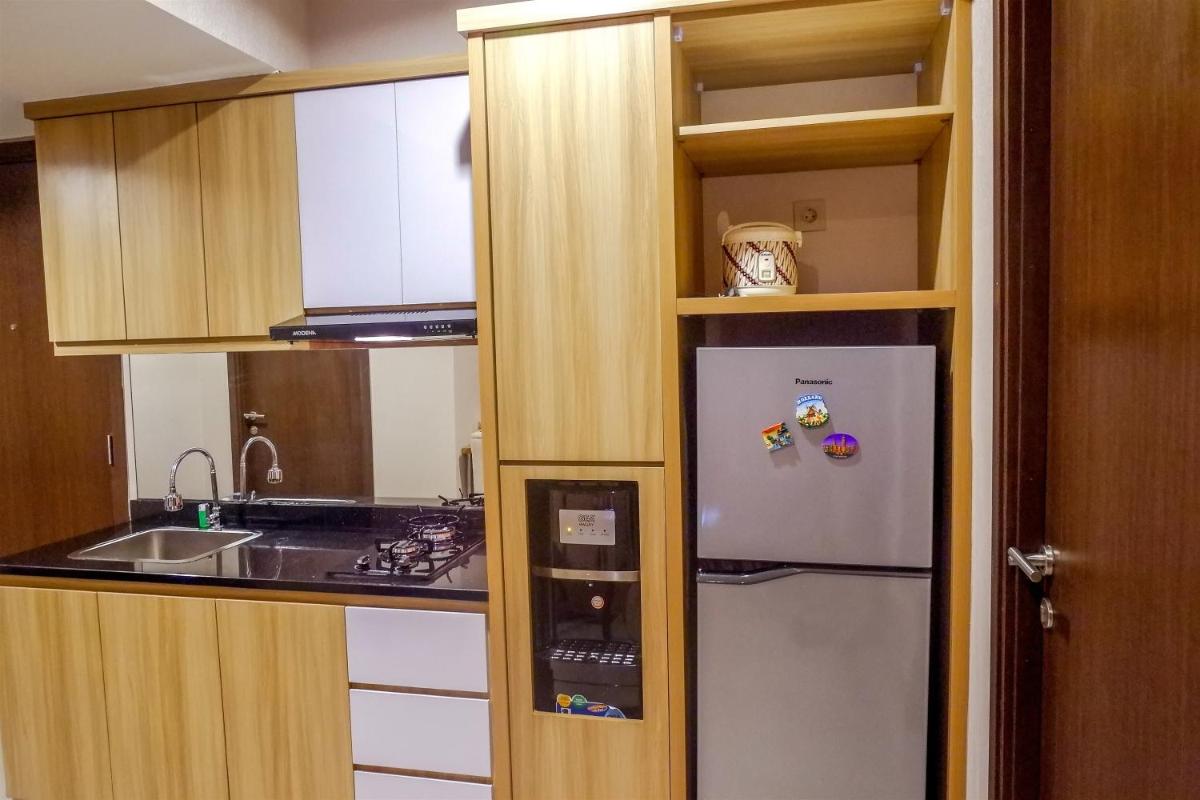 Warm Interior 3BR Apartment H Residence near MT Haryono and Cawang By Travelio - Housity