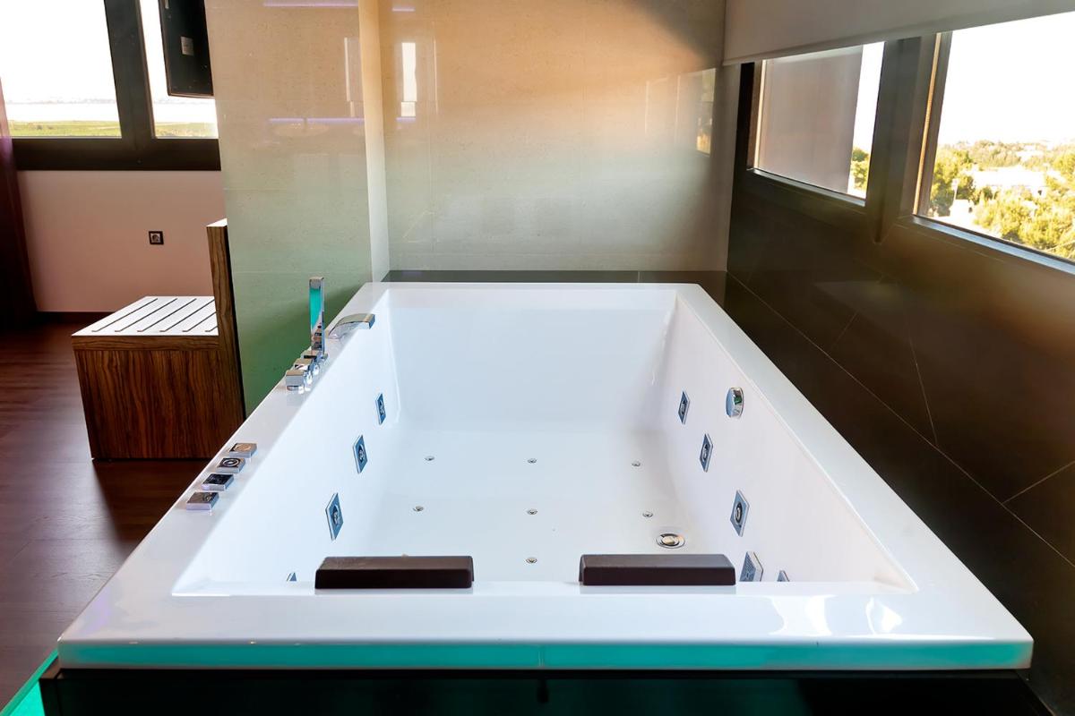 Imagen de la galería de Dña Monse Hotel Spa & Golf, en Torrevieja