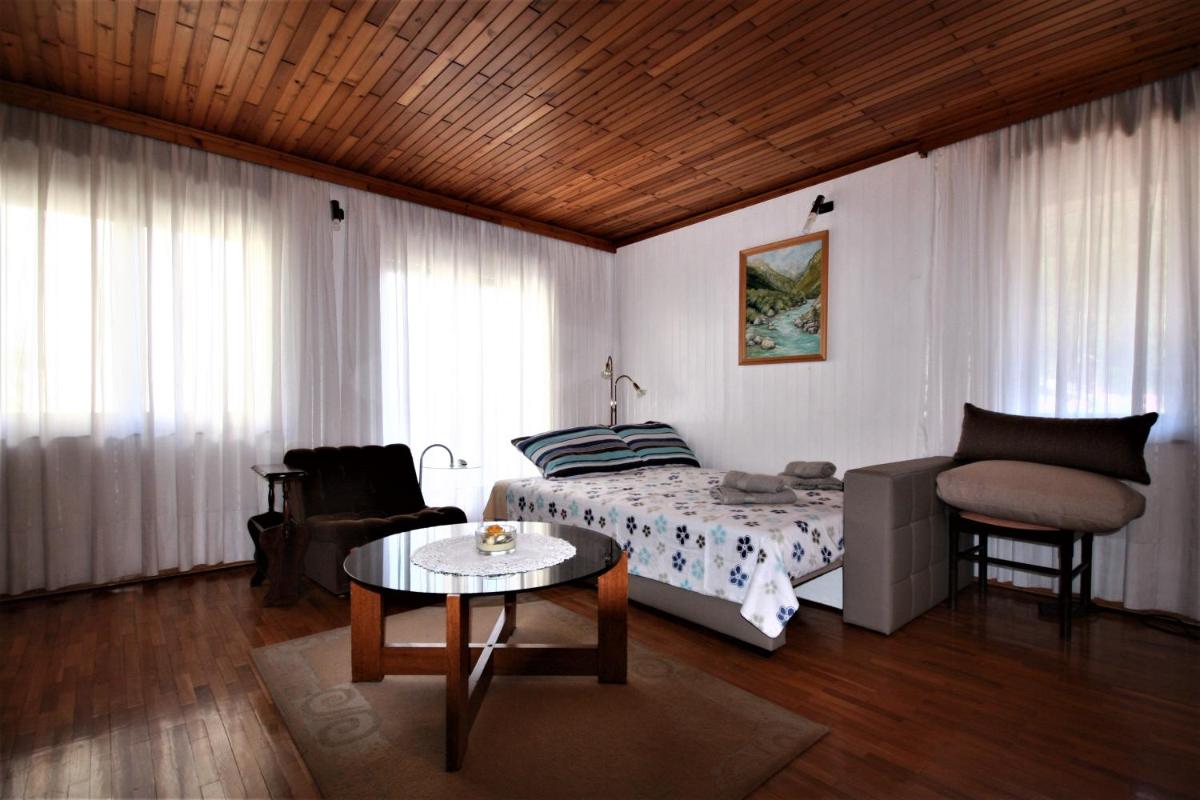 Apartma Mika - Housity