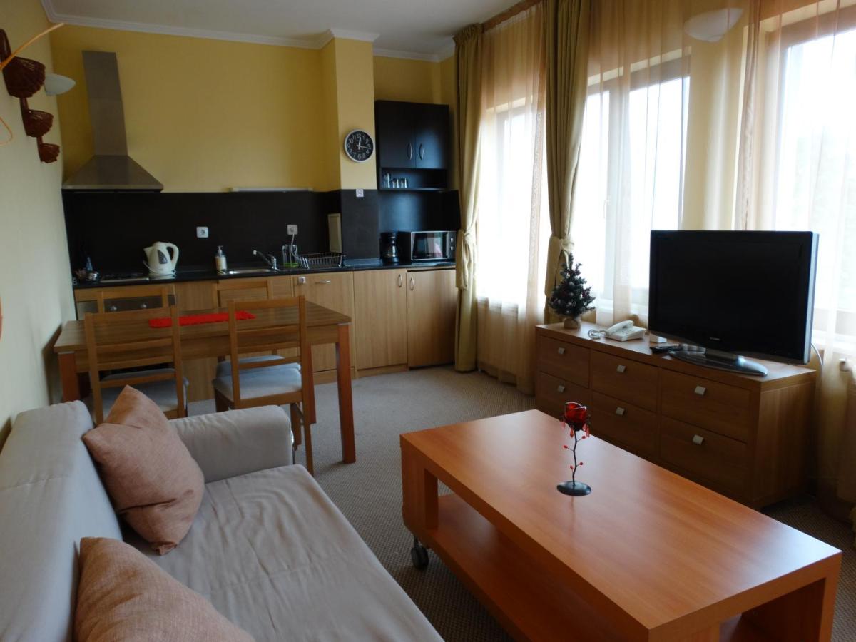 SnezhankaS Apartment - Housity
