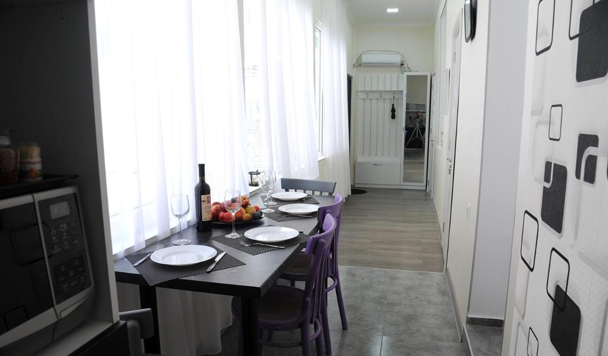 Suitetrails - Sweet Home at Sololaki