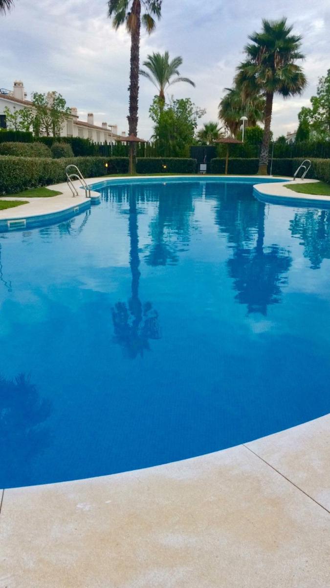 Single room in private house el rompido - Housity