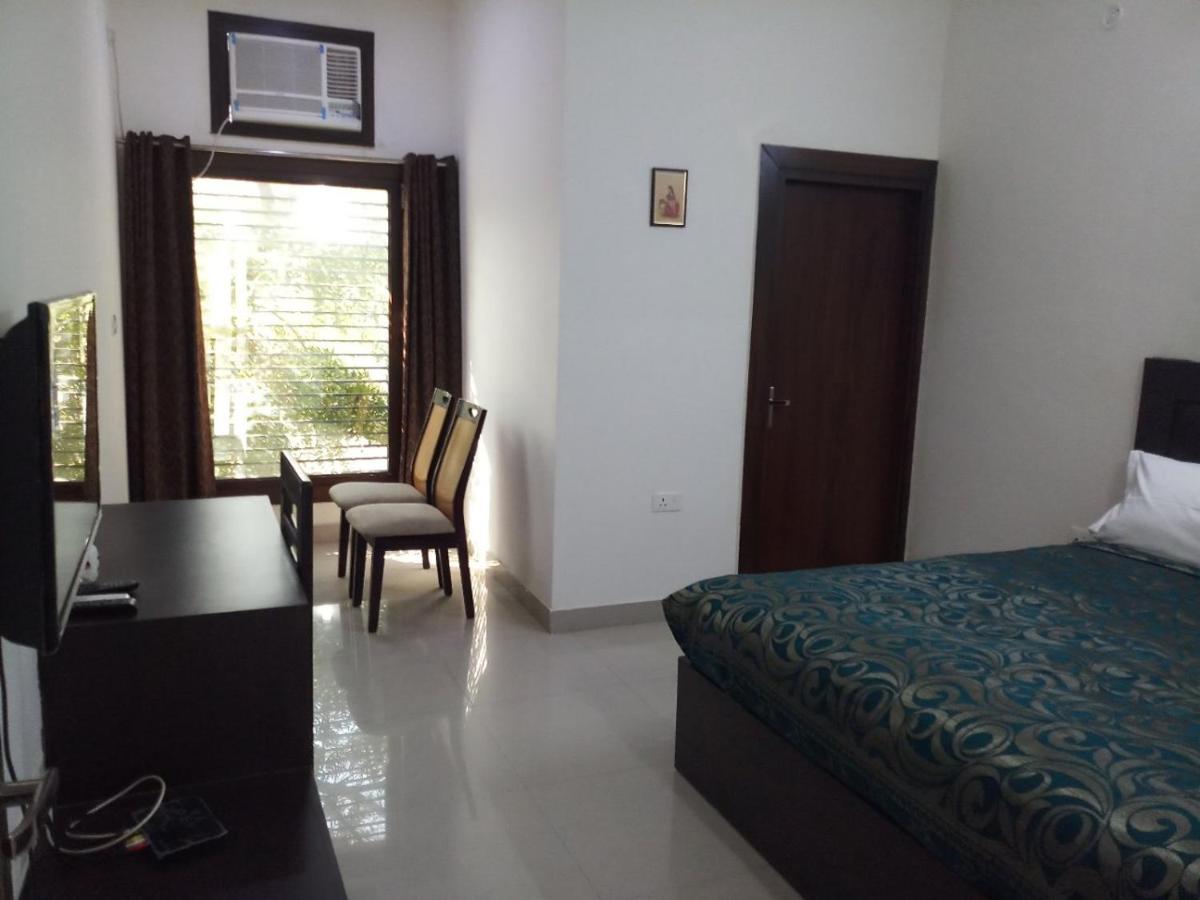 Tree Of Happiness Homestay. - Housity