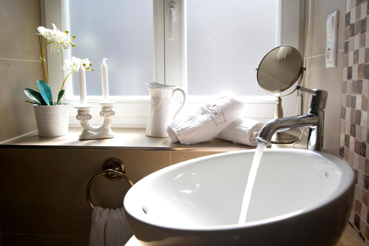 Jelena103 Tatranska Lomnica - Housity