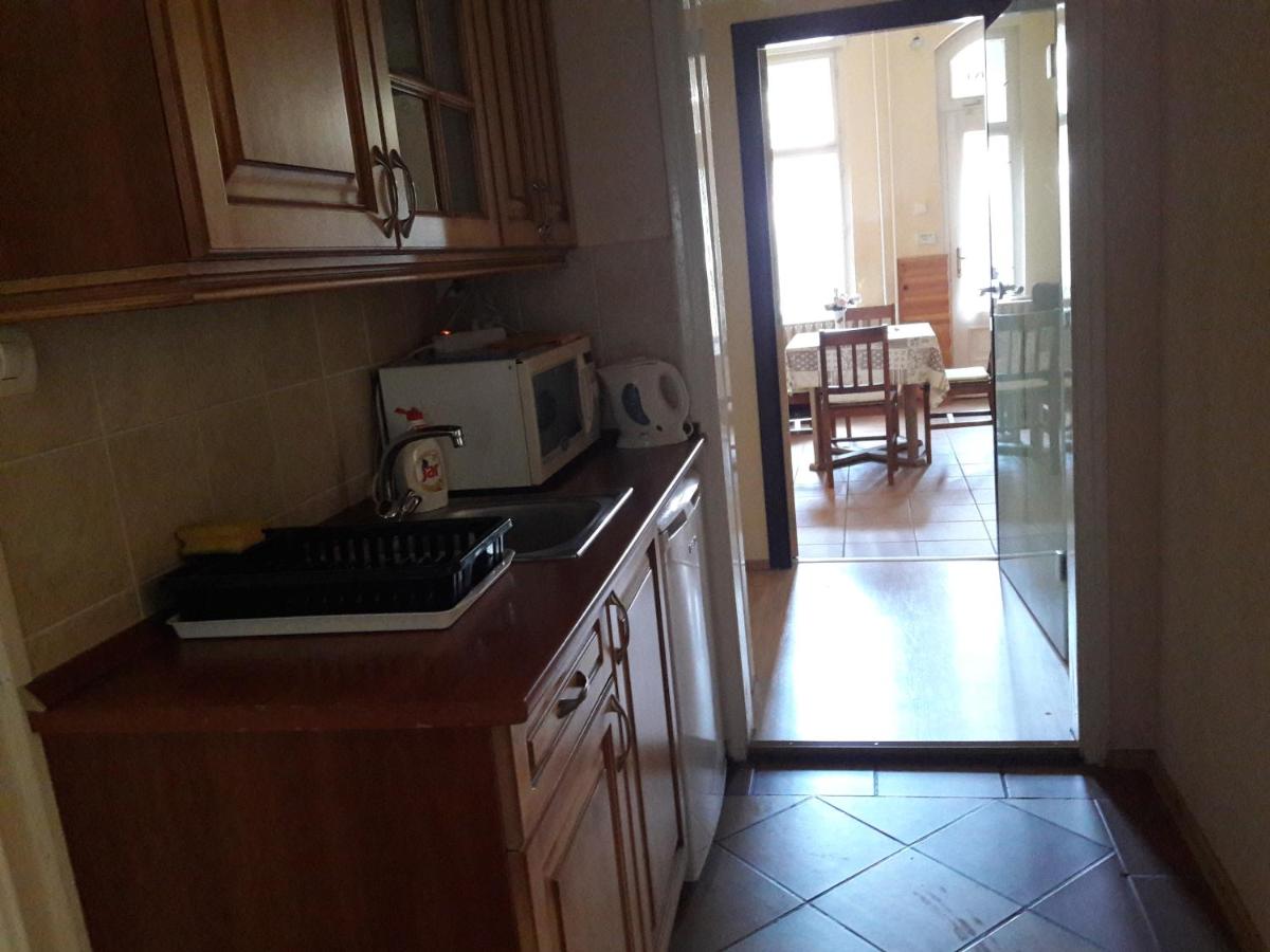 Vécsey Apartman - Housity