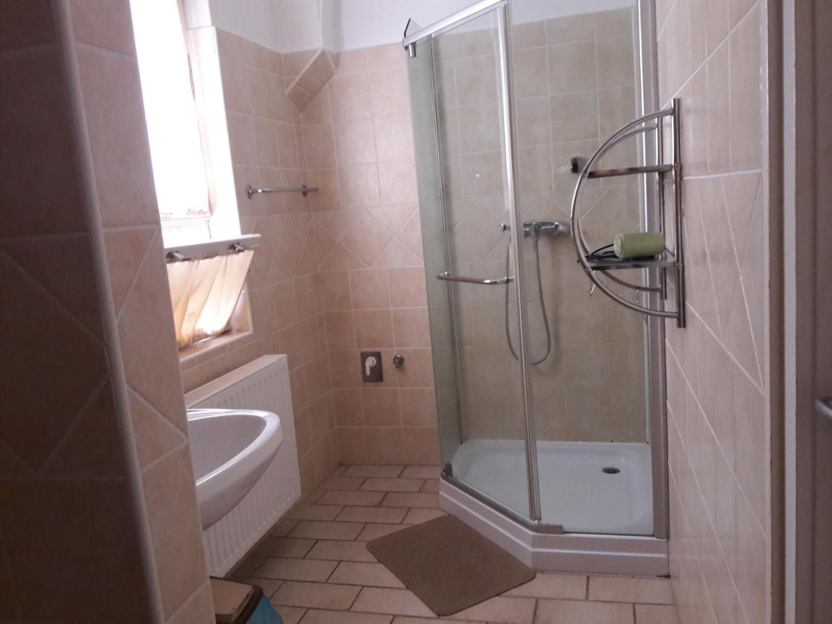 Vécsey Apartman - Housity