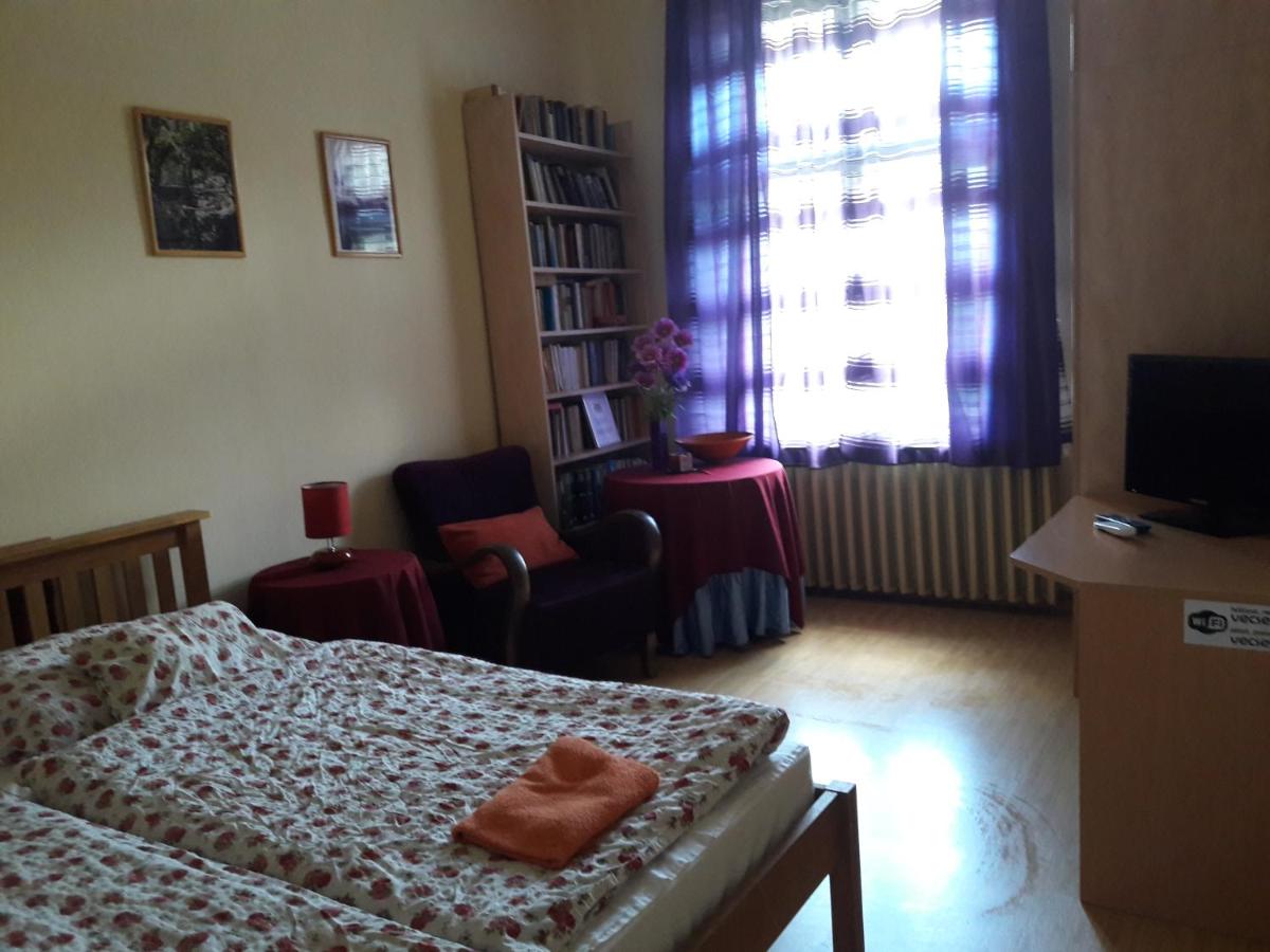 Vécsey Apartman - Housity
