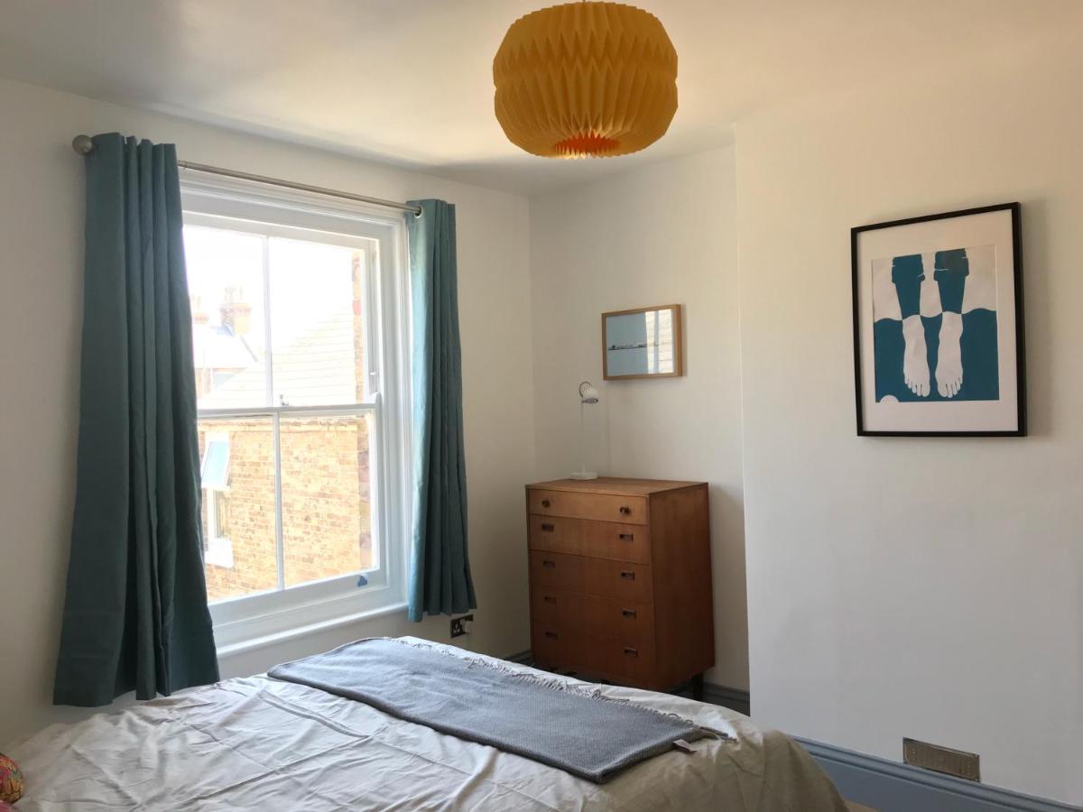 Margate Holiday Apartment - Housity
