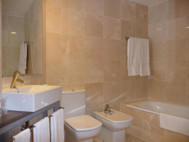 Hotel Verti - Housity