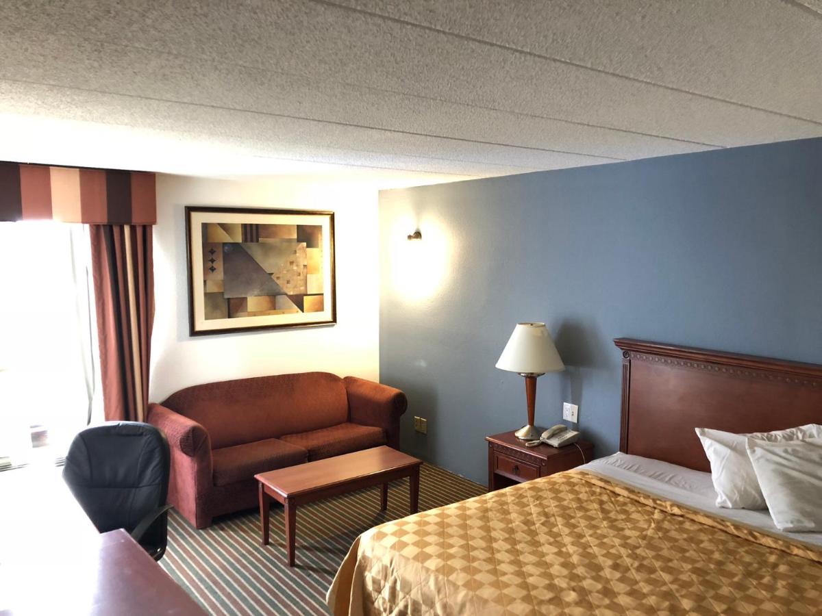 Knights Inn Dayton by Miller Lane - Housity