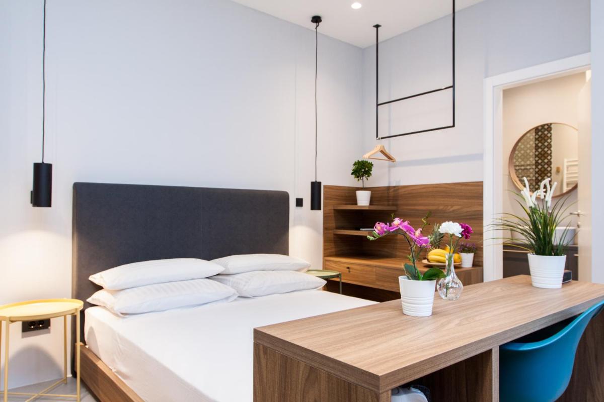 Rooms and Apartments Glossy - Housity