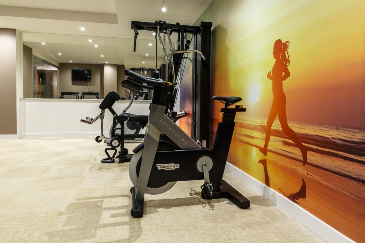 Gimnasio o instalaciones de fitness de BQ Andalucia Beach Hotel