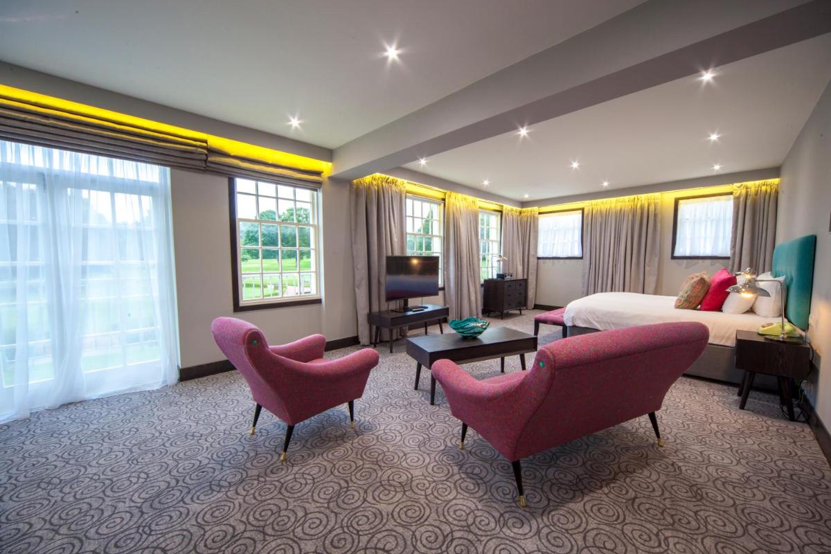 Hawkstone Park - Housity
