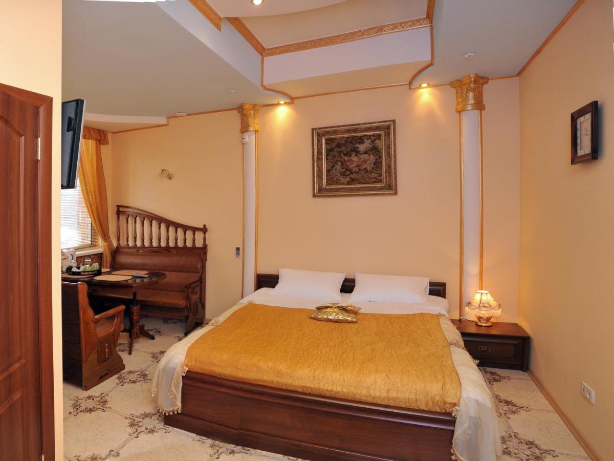 Hotel-Hostel 
