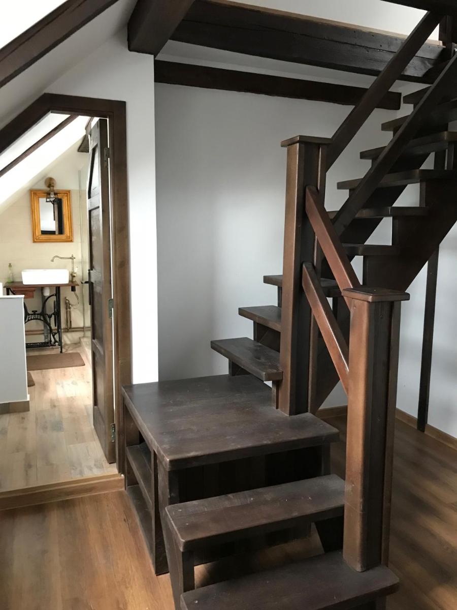 Casa Bunicilor - Housity