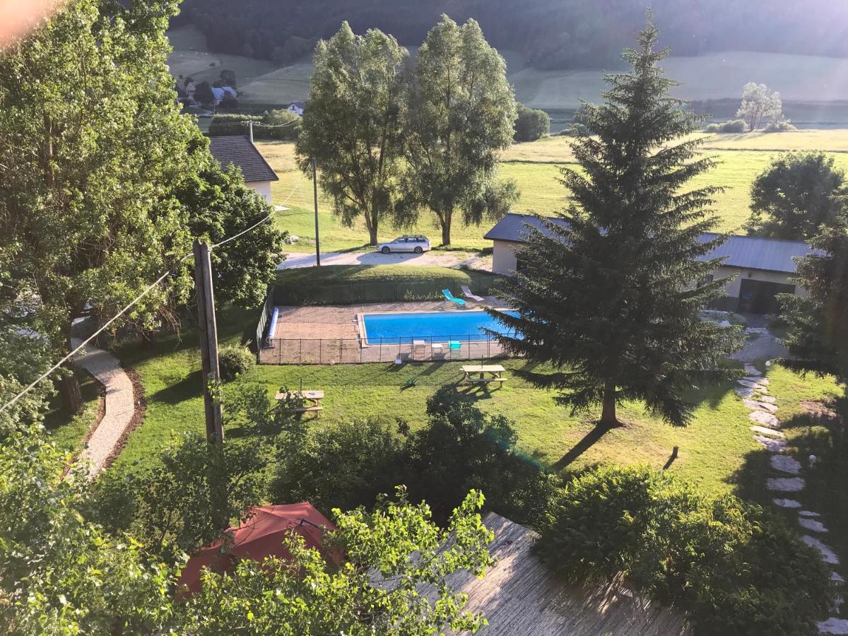Hotel La Prairie - Housity