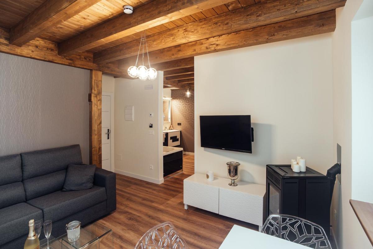 Hotel Rural Pinares de Soria - Housity