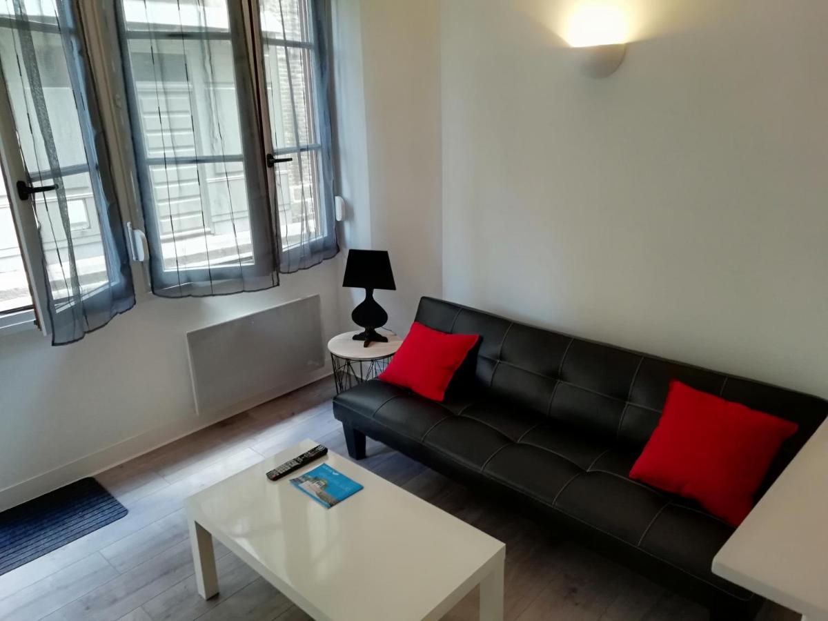 appartement de la place - Housity