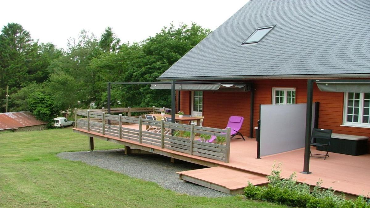 Saint Pierre House - Housity