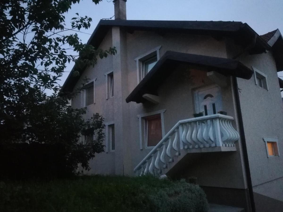 Apartmani Lazaro - Housity