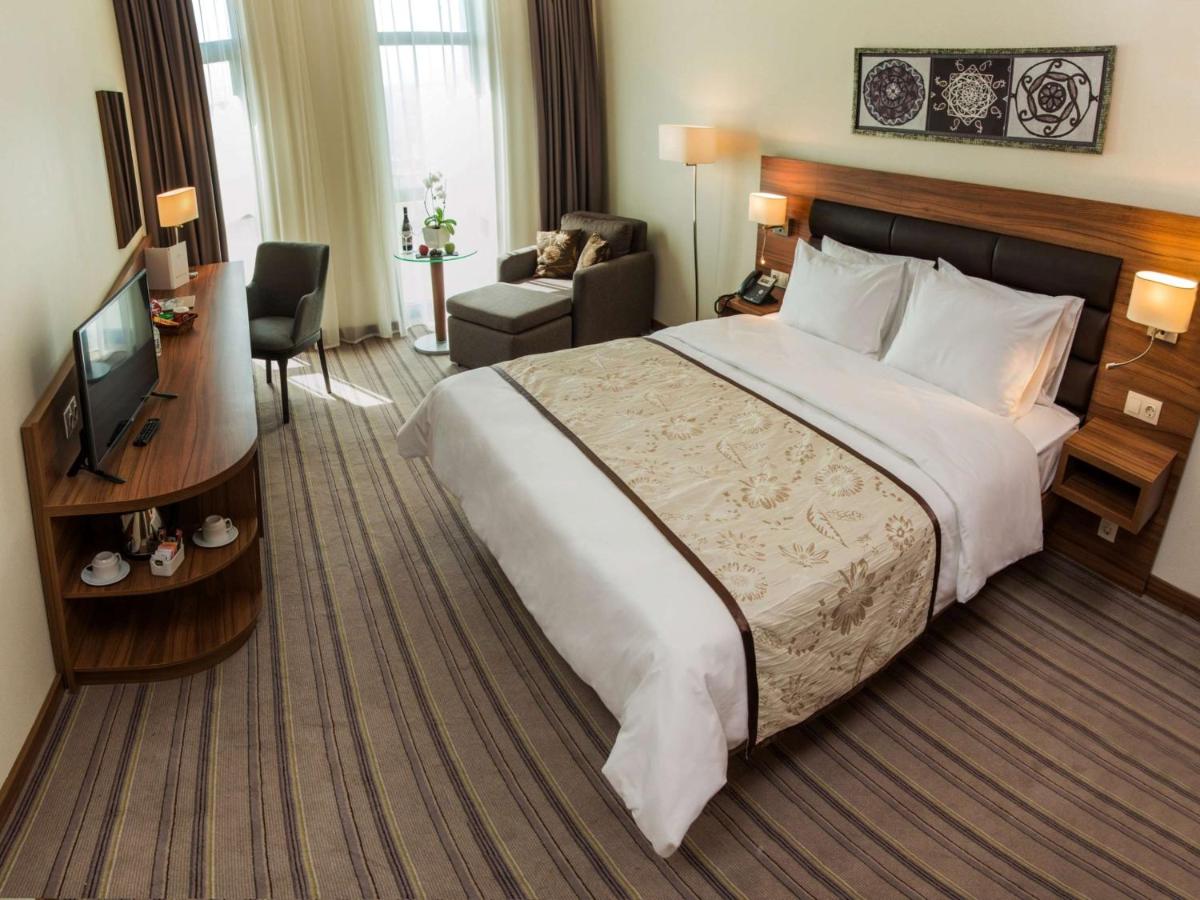 Hotel Premier Airport Sofia - Housity