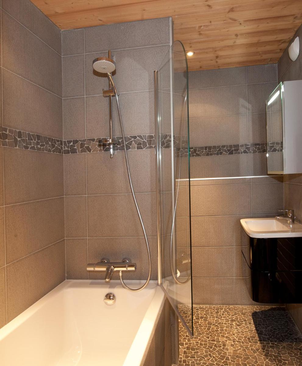 Altitude Lodge - Housity