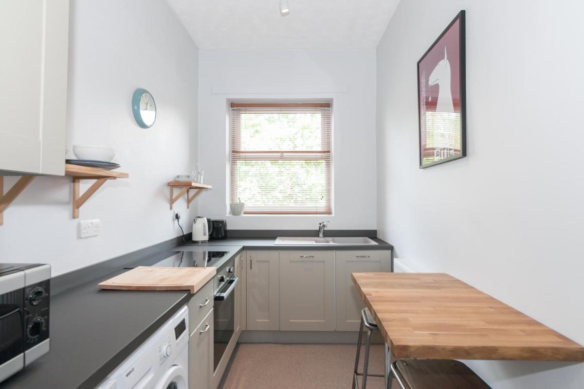 Rentalshosted Chorlton - Housity