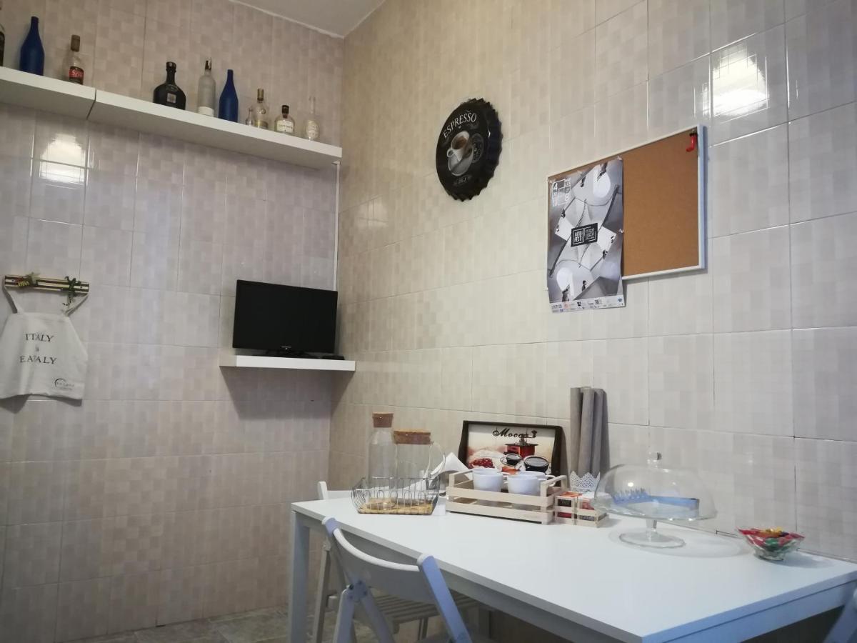 "Dint e viche e Napule" Guest House - Hizvo