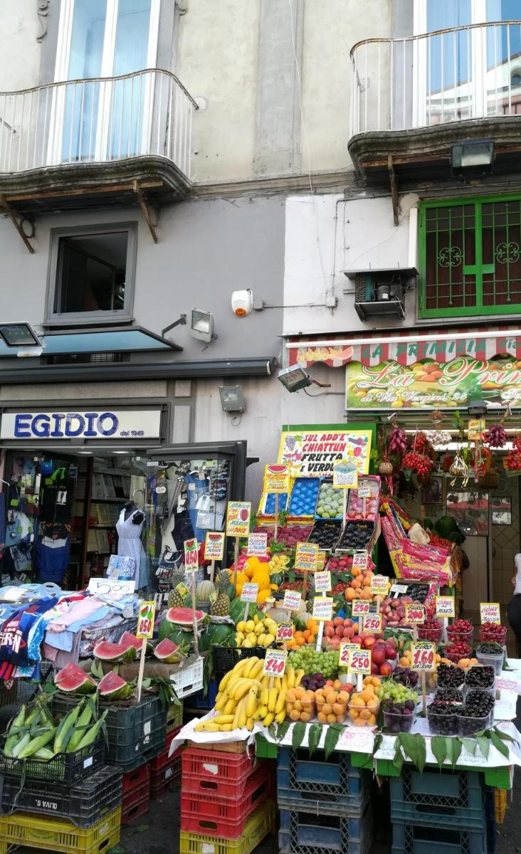 "Dint e viche e Napule" Guest House - Hizvo