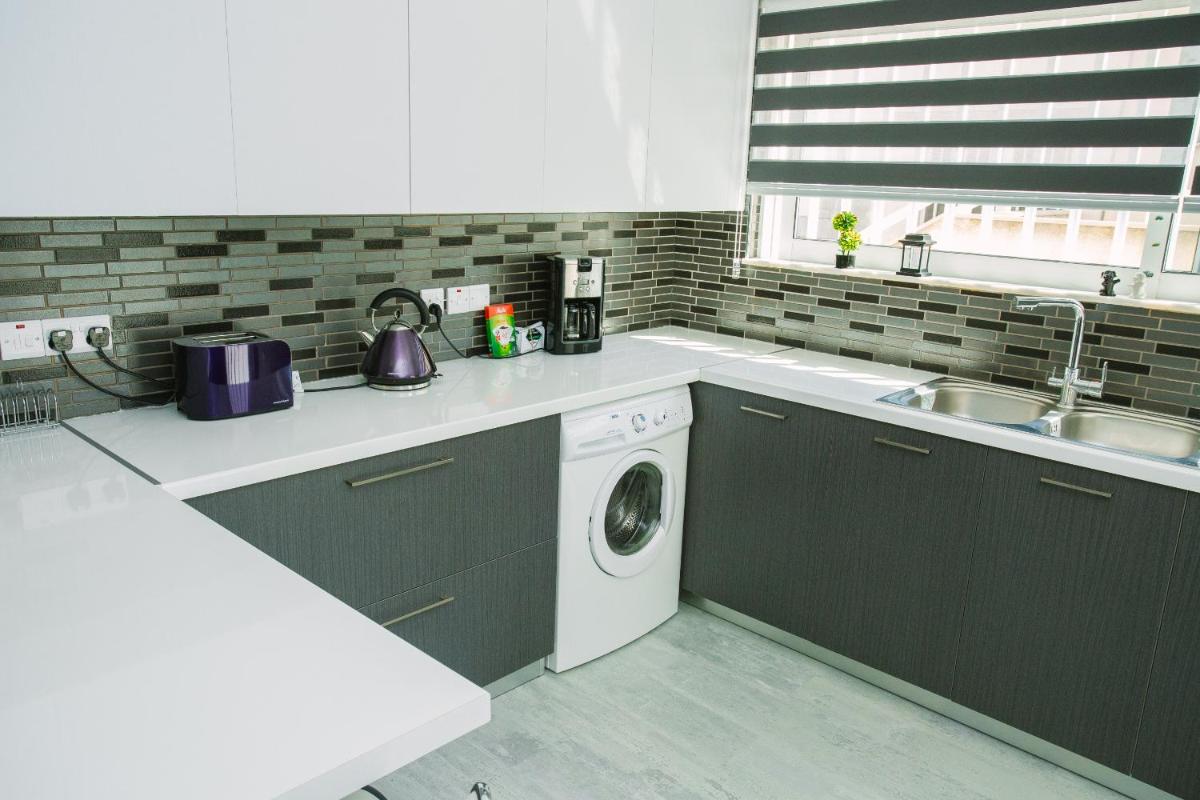 Andros Residence - Housity