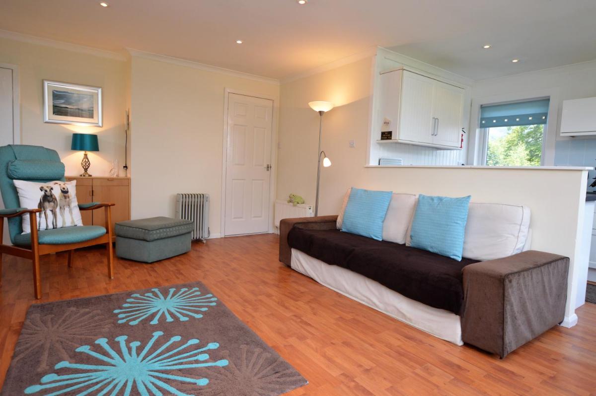 Amber Lodge - Housity