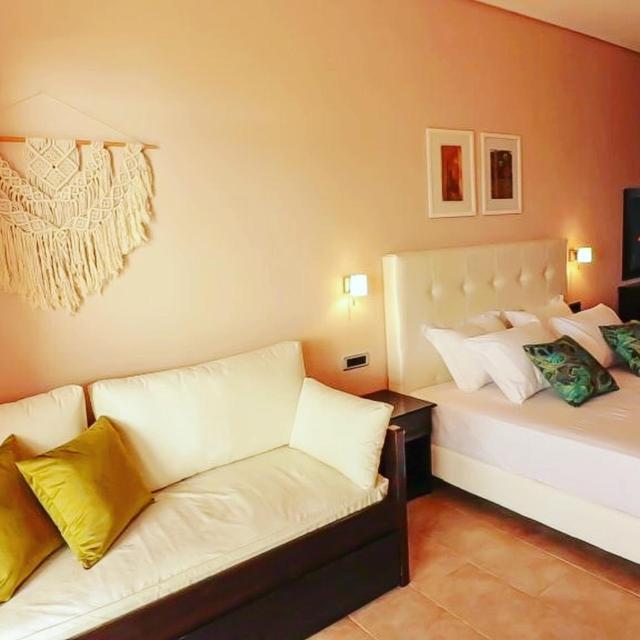 Evia Dream - Housity