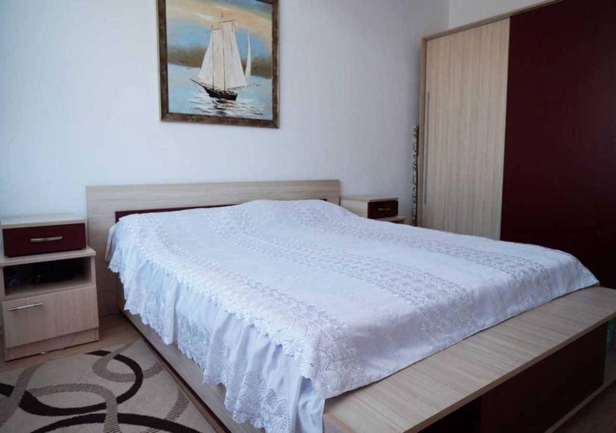 Suitetrails - Dom-El Real Apartments in Raduga Complex