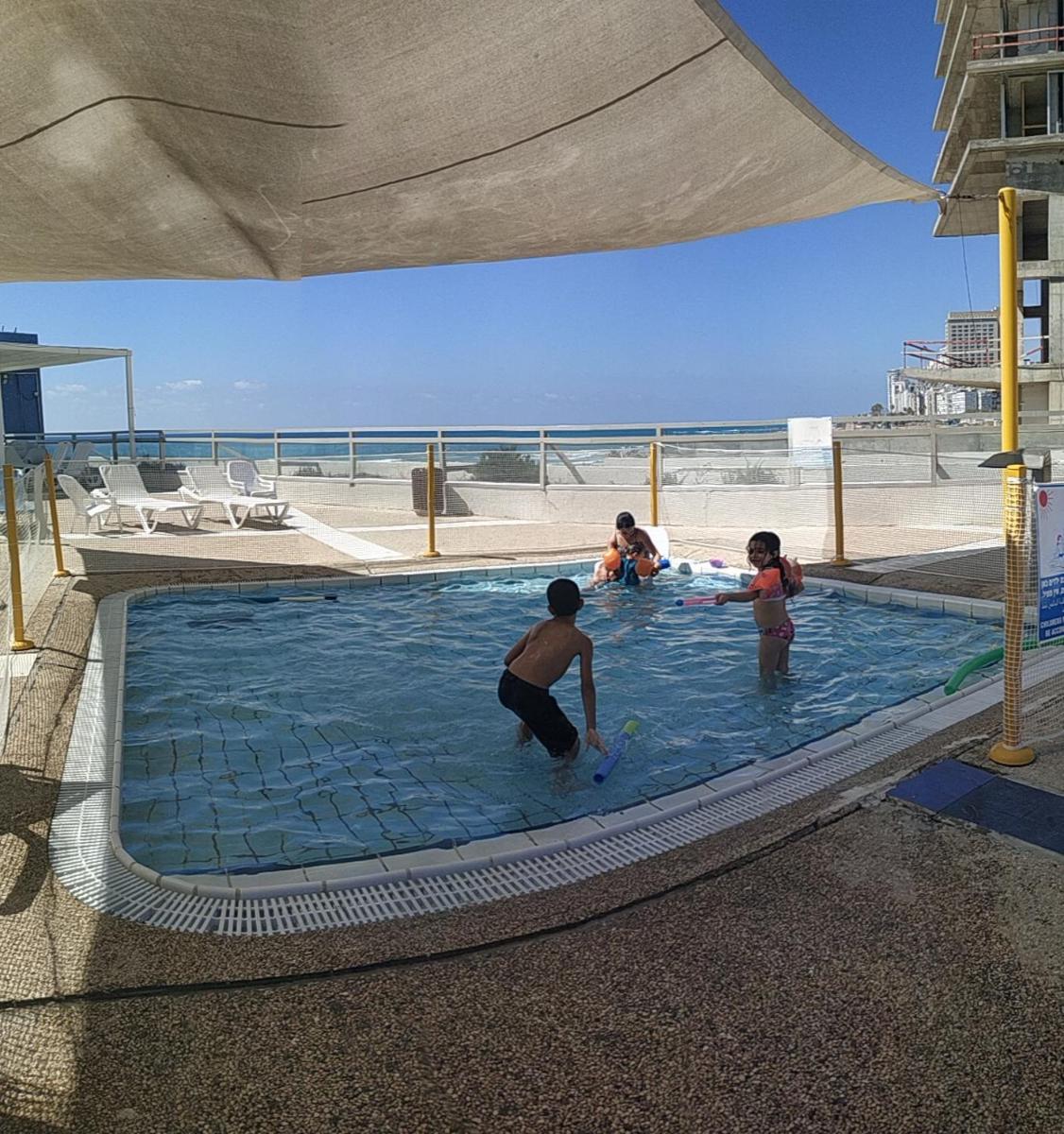Colony Beach Hotel Apartment Tel Aviv Bat Yam 36 - Hizvo