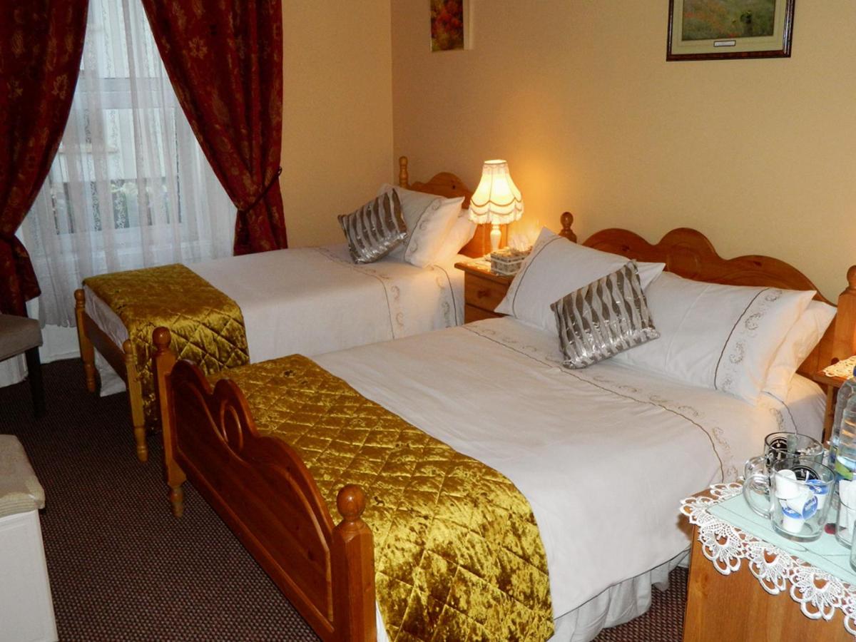 Inishross House - Housity
