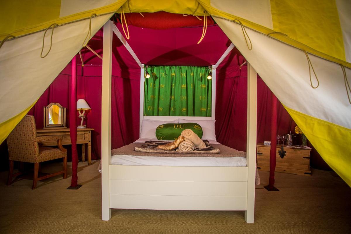 Leeds Castle Knights Glamping - Housity
