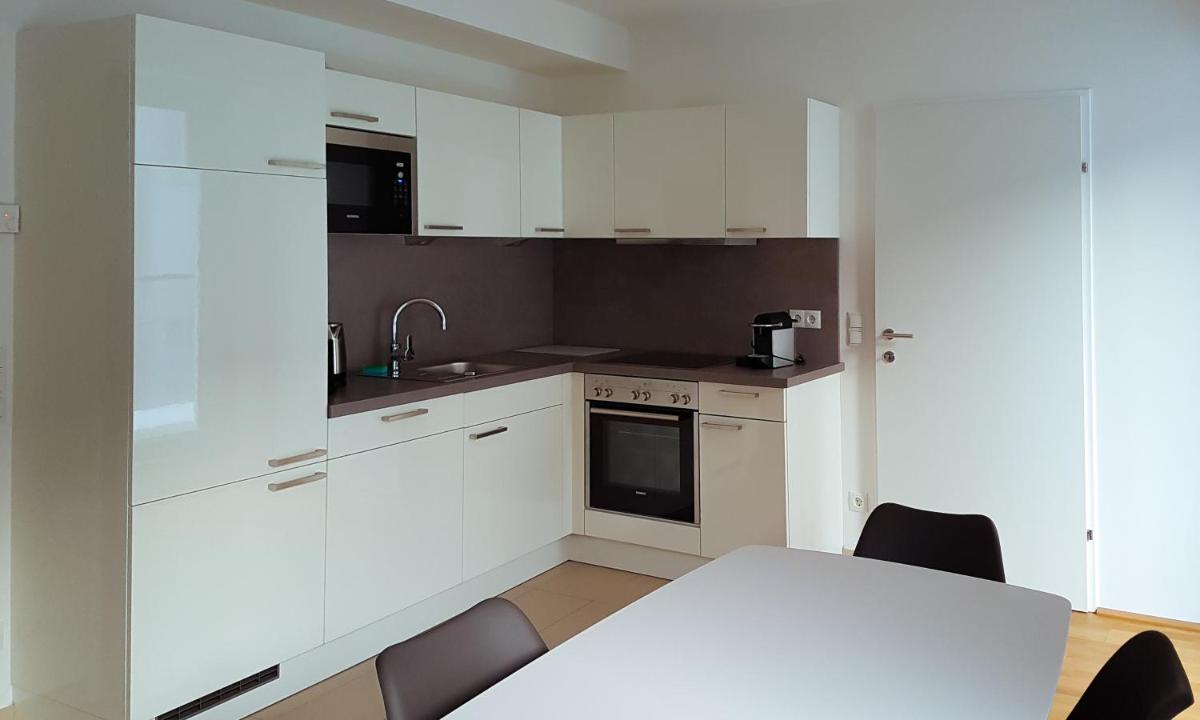 Suitetrails - 4 Beds and More Vienna Apartments - Contactless check-in