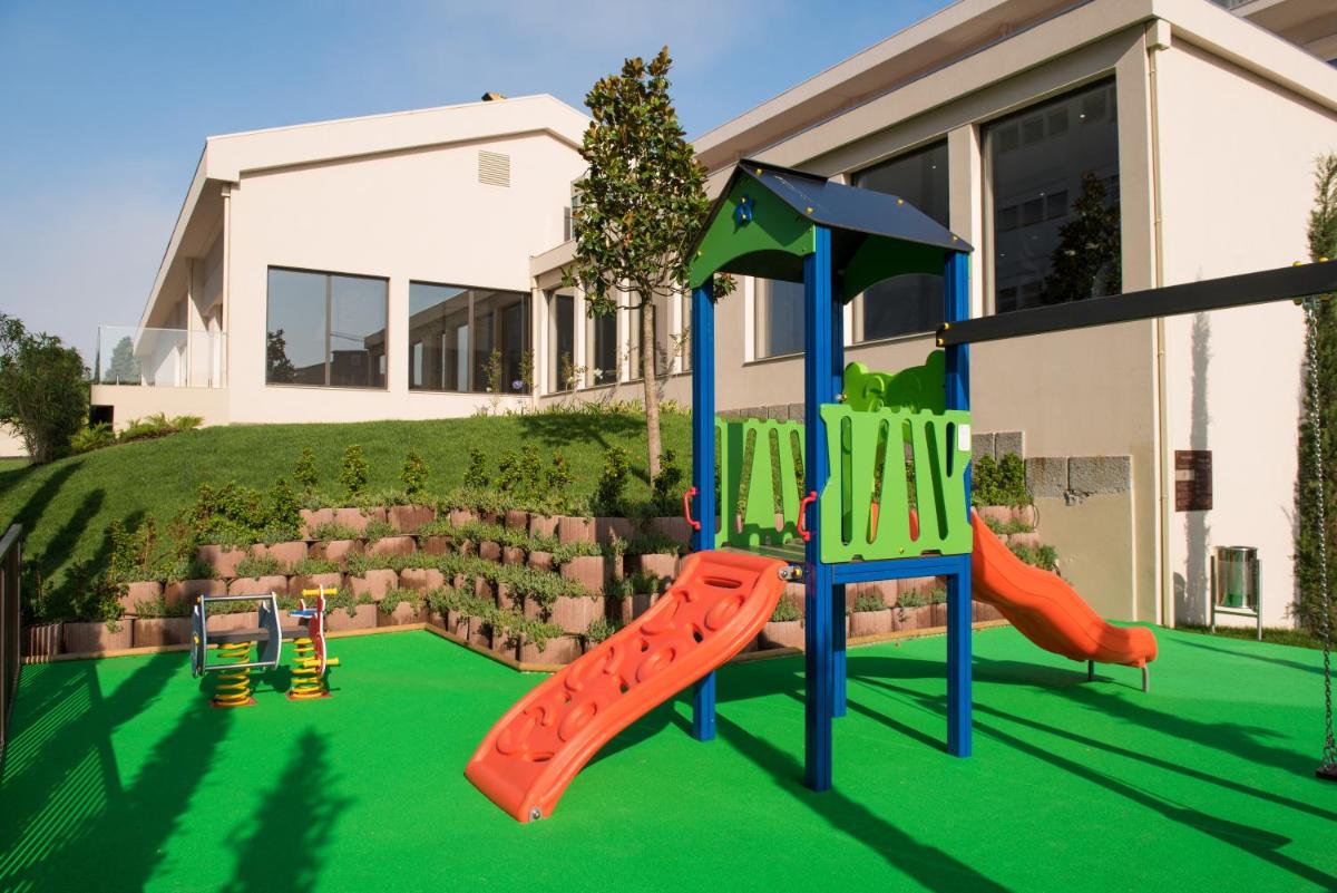 A área de jogos para crianças em Vila Gale Collection Braga