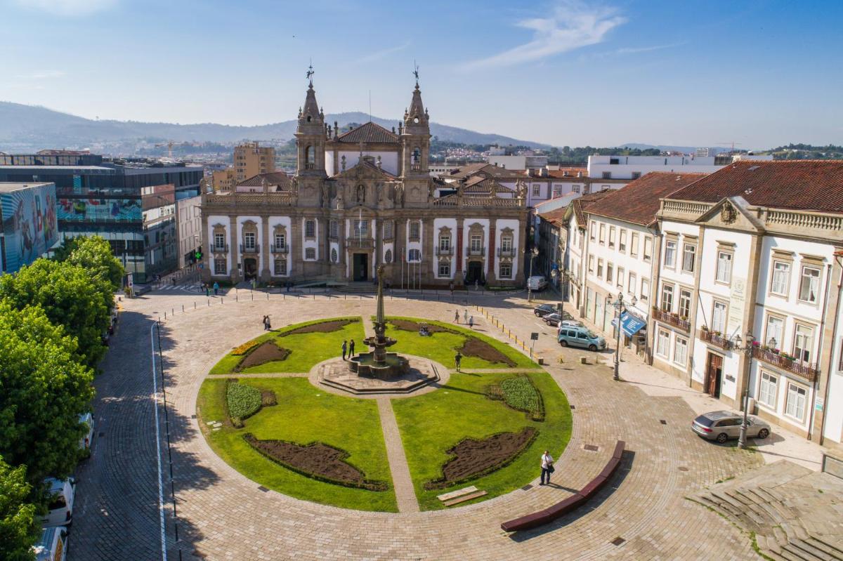 Um ponto de interesse local perto do hotel