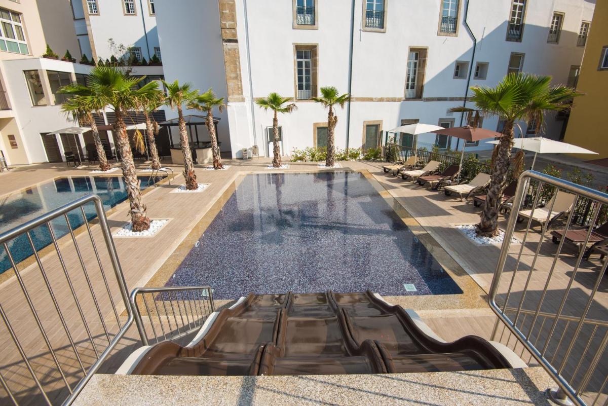 A piscina em ou perto de Vila Gale Collection Braga