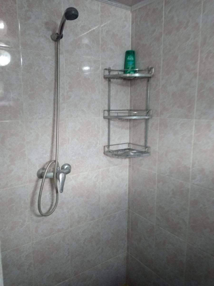 Meerim Guest House - Housity