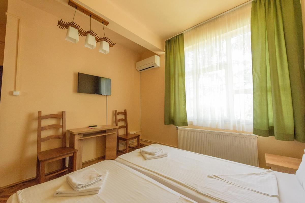 Pensiunea Tranzit - Housity